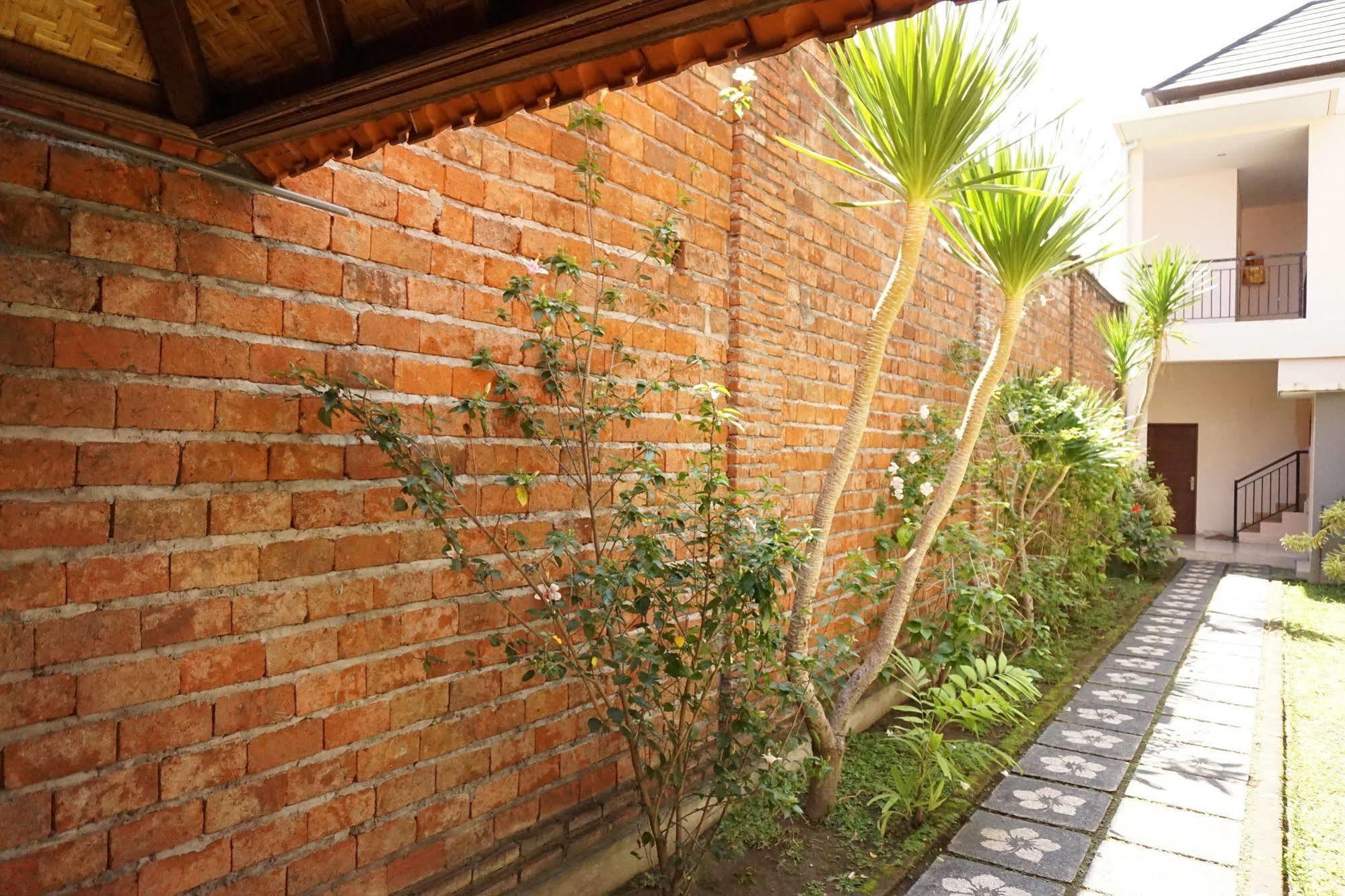 Cameng Homestay Denpasar  Exterior photo